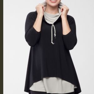 Sympli S6 Matrix Likity Split Top Black Eggplant Long Sleeve Turtleneck